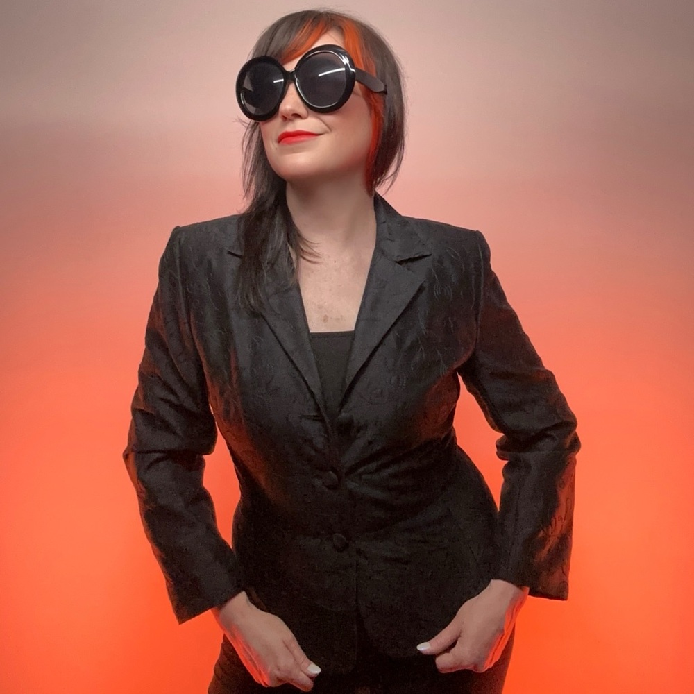 KAY UNGER / Black Silk Textured Blazer / Size 10 / Office Goth Emo Alt Girl